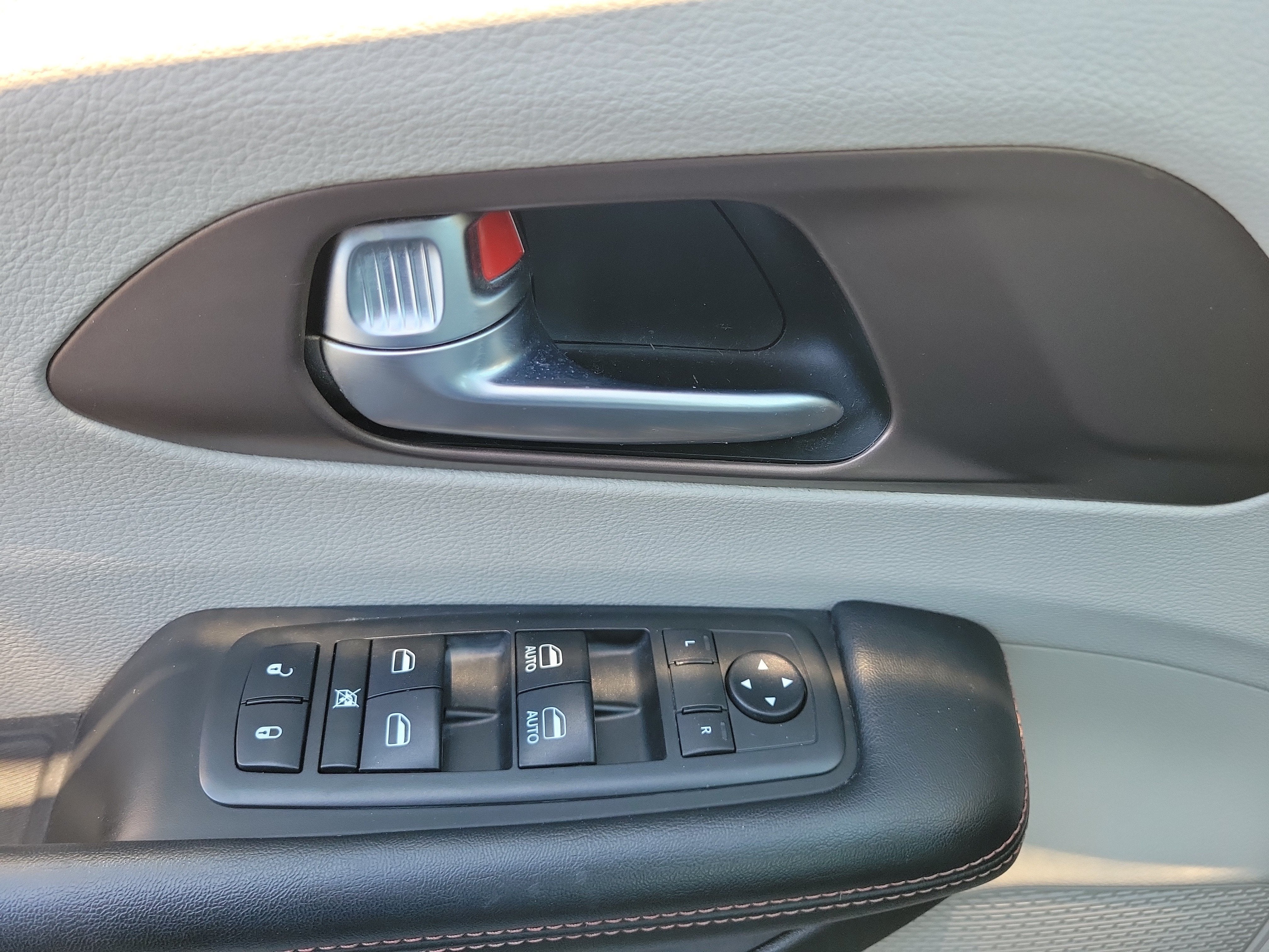 2019 Chrysler Pacifica LX