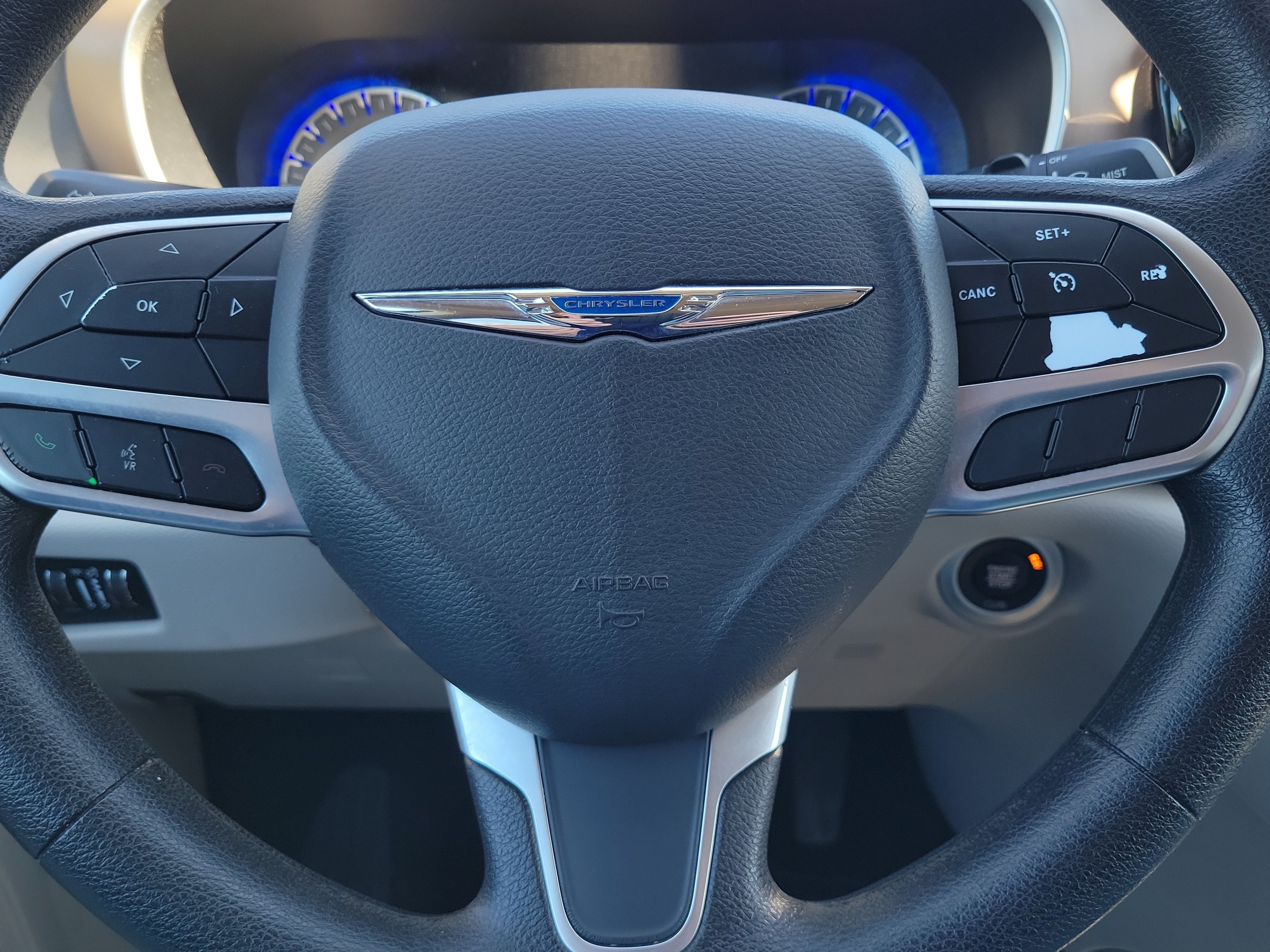 2019 Chrysler Pacifica LX