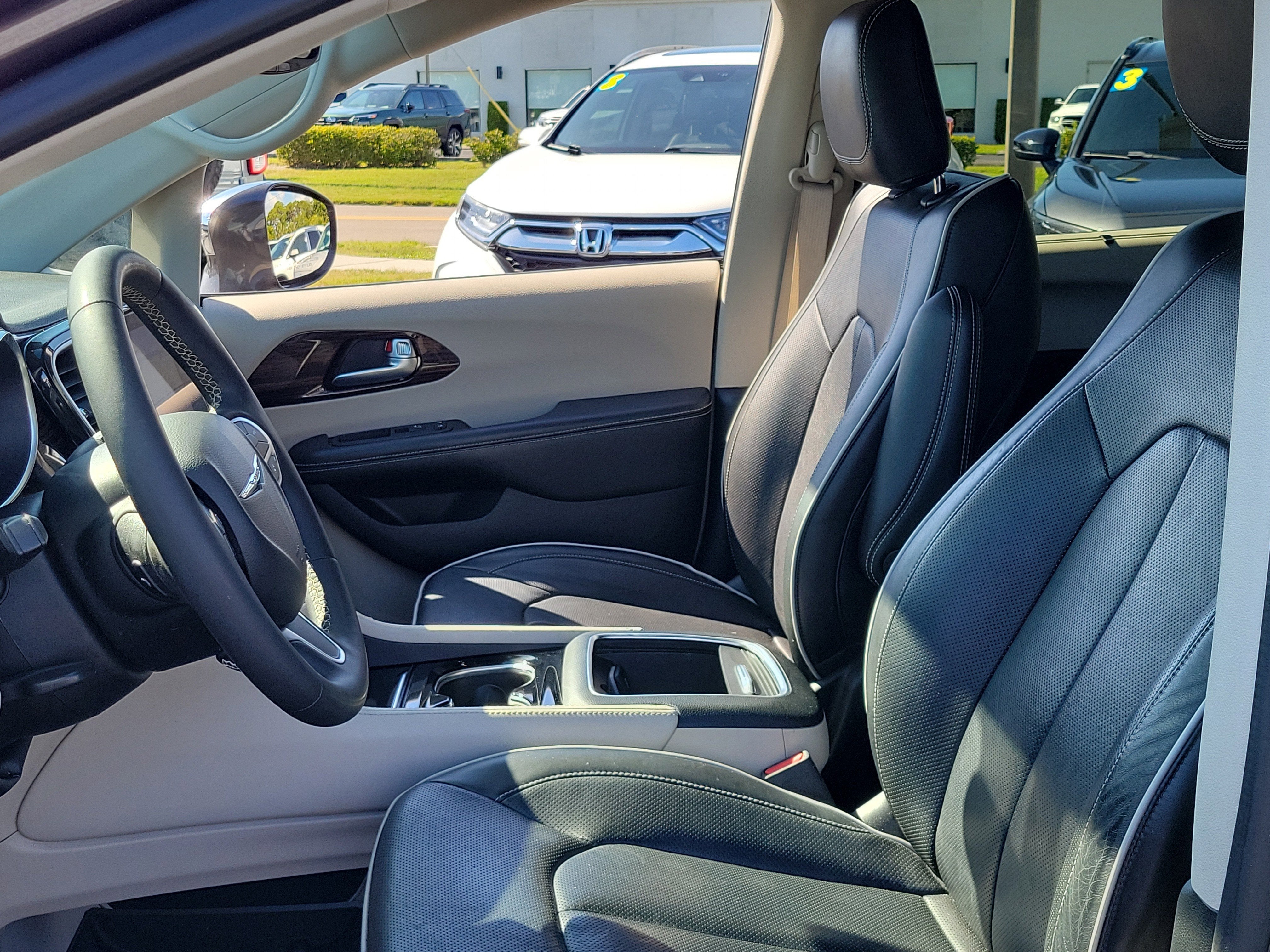 2022 Chrysler Pacifica Limited
