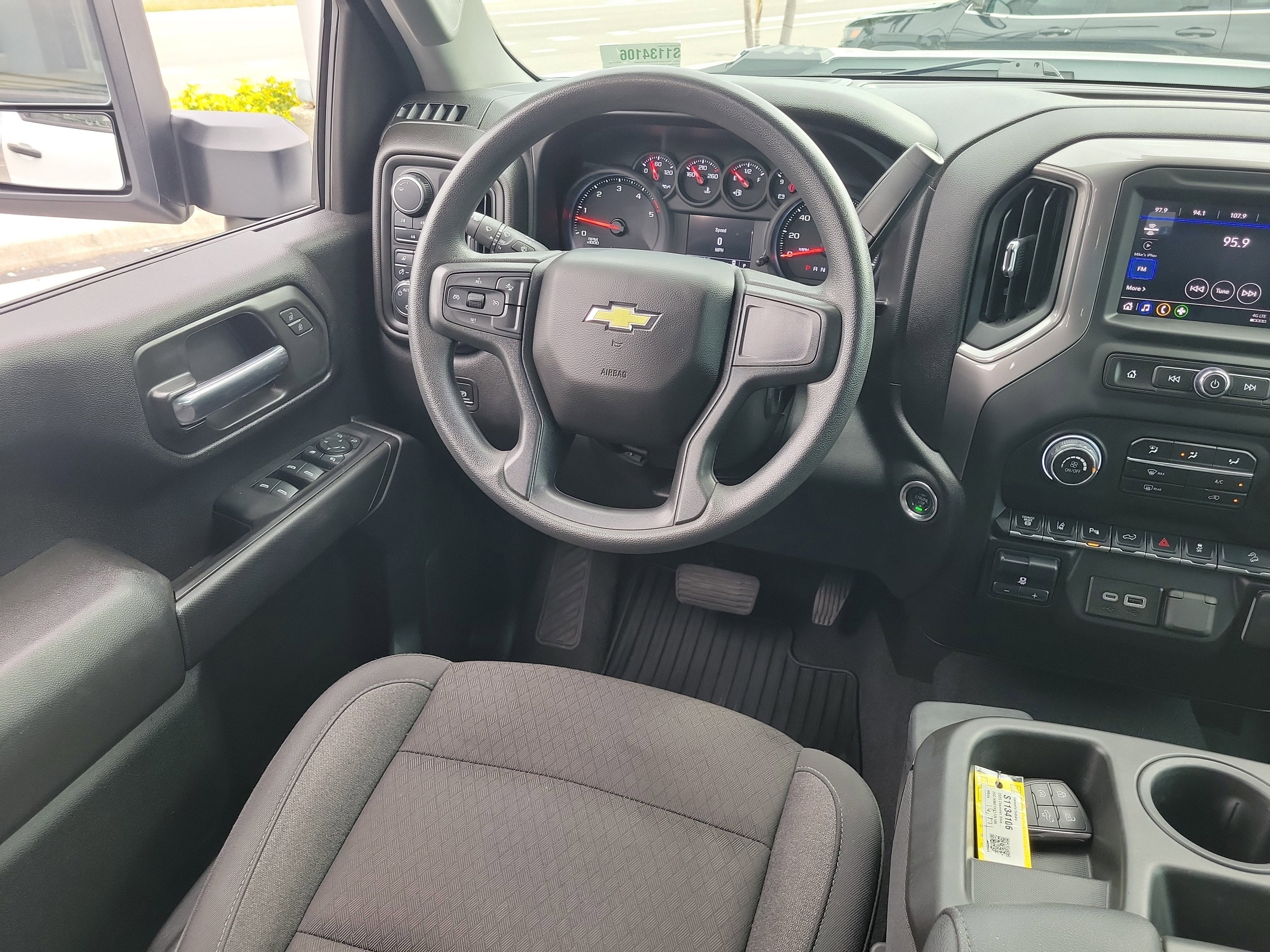 2025 Chevrolet Silverado 2500HD Custom