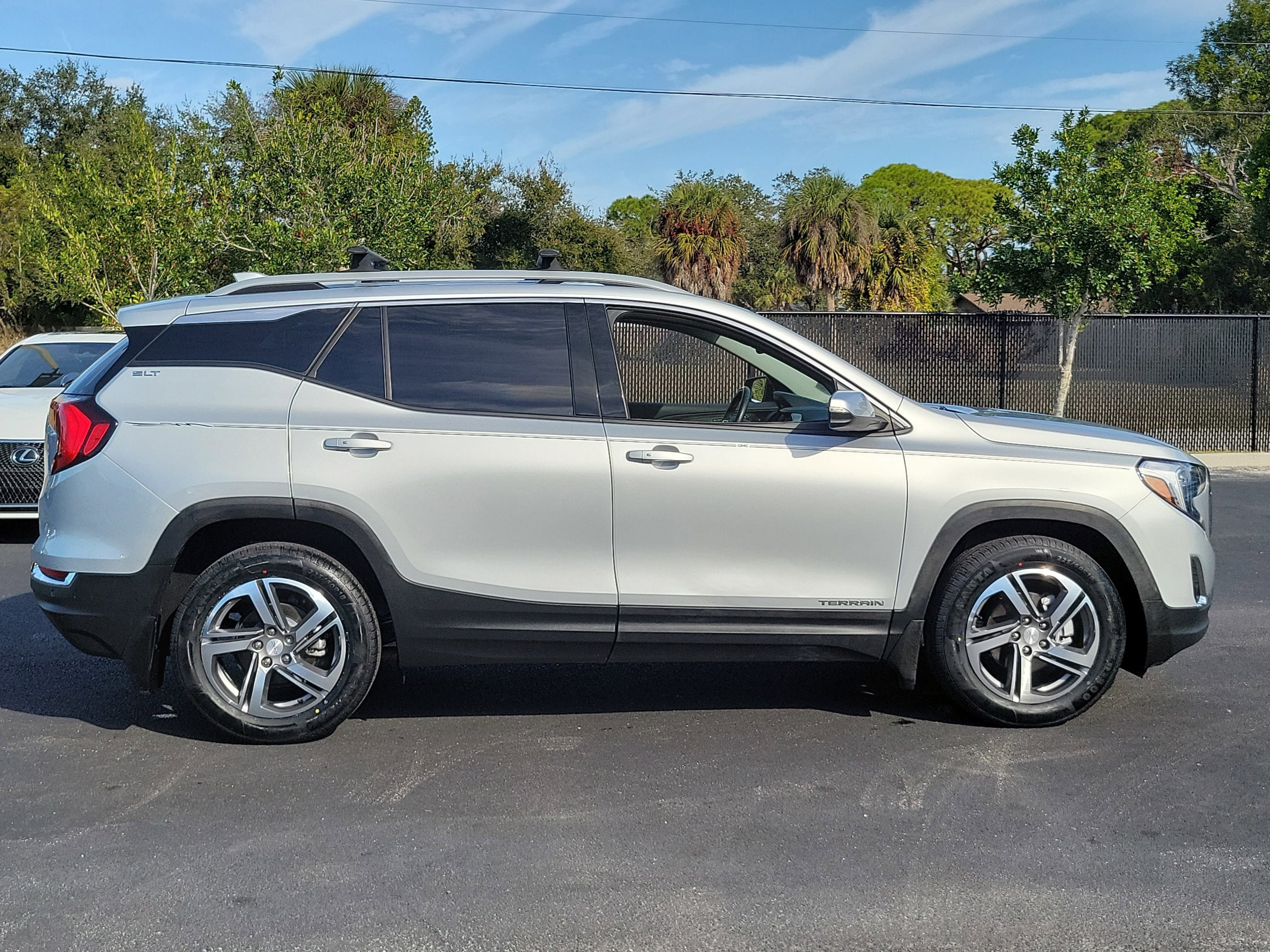 2021 GMC Terrain SLT