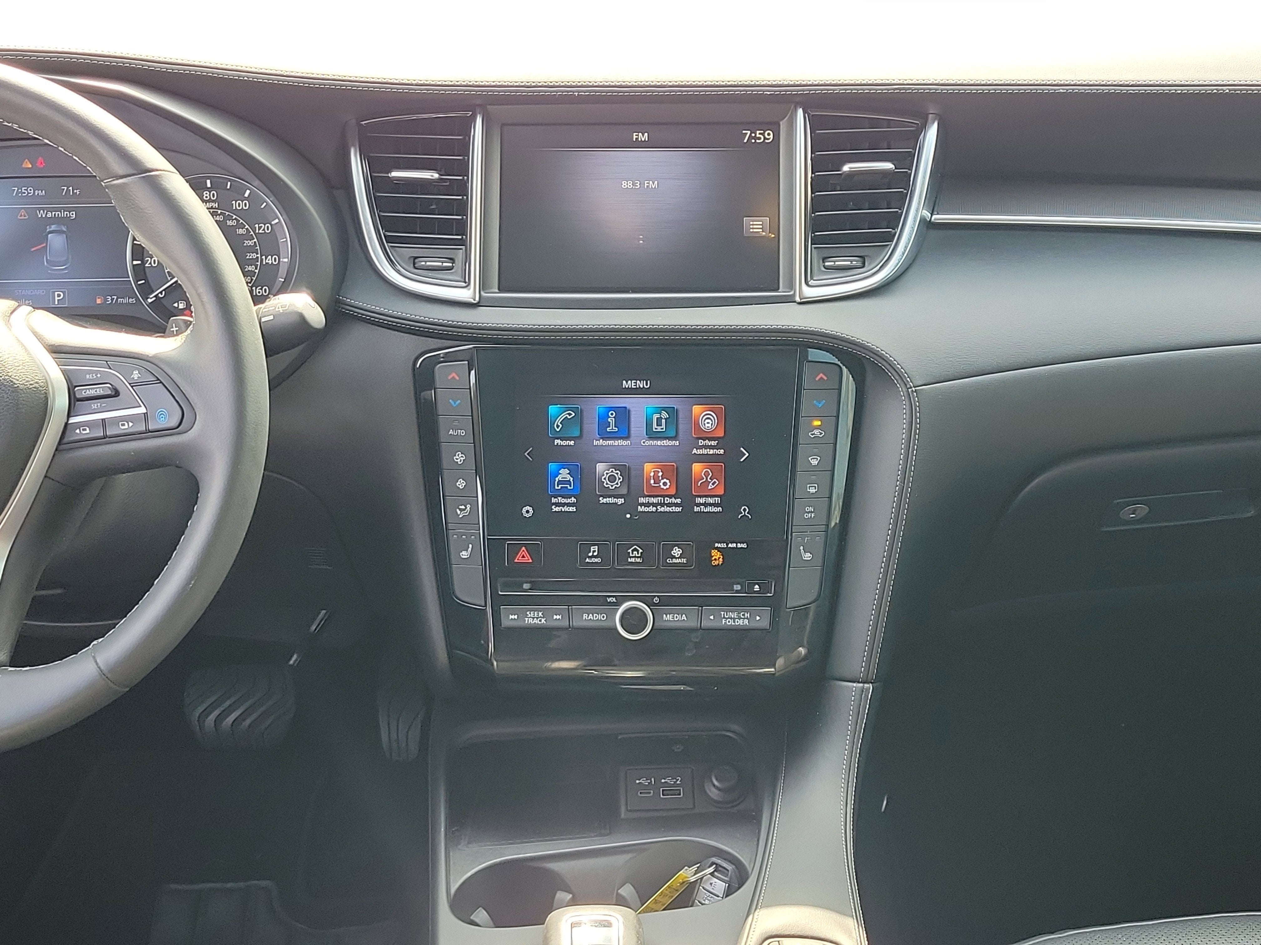 2023 INFINITI QX50 LUXE