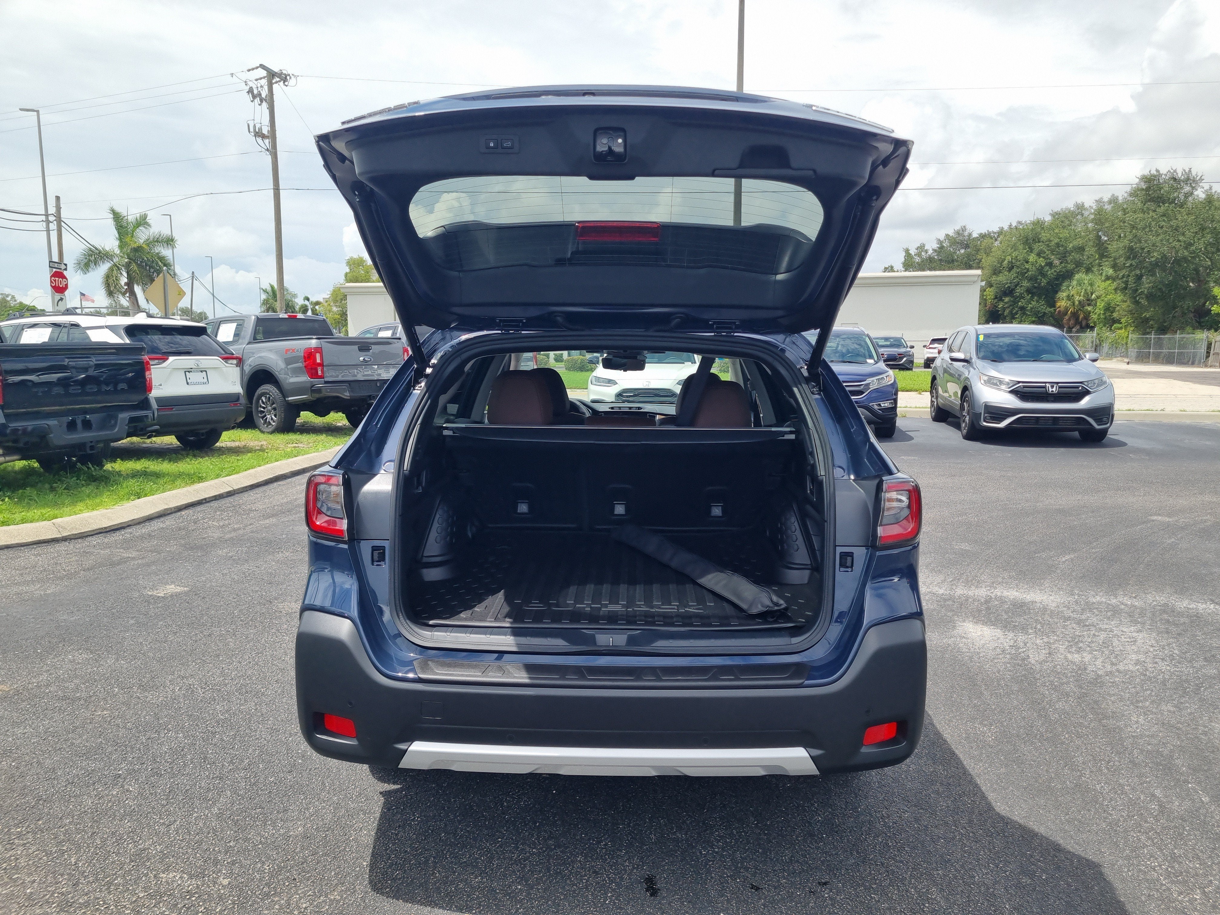 2025 Subaru Outback Touring XT