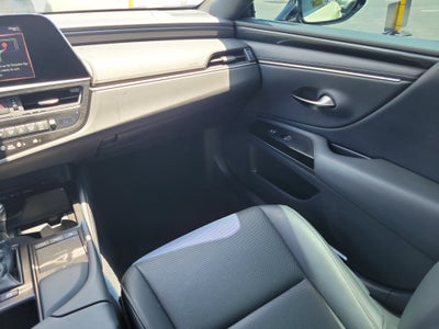 2022 Lexus ES ES 300h