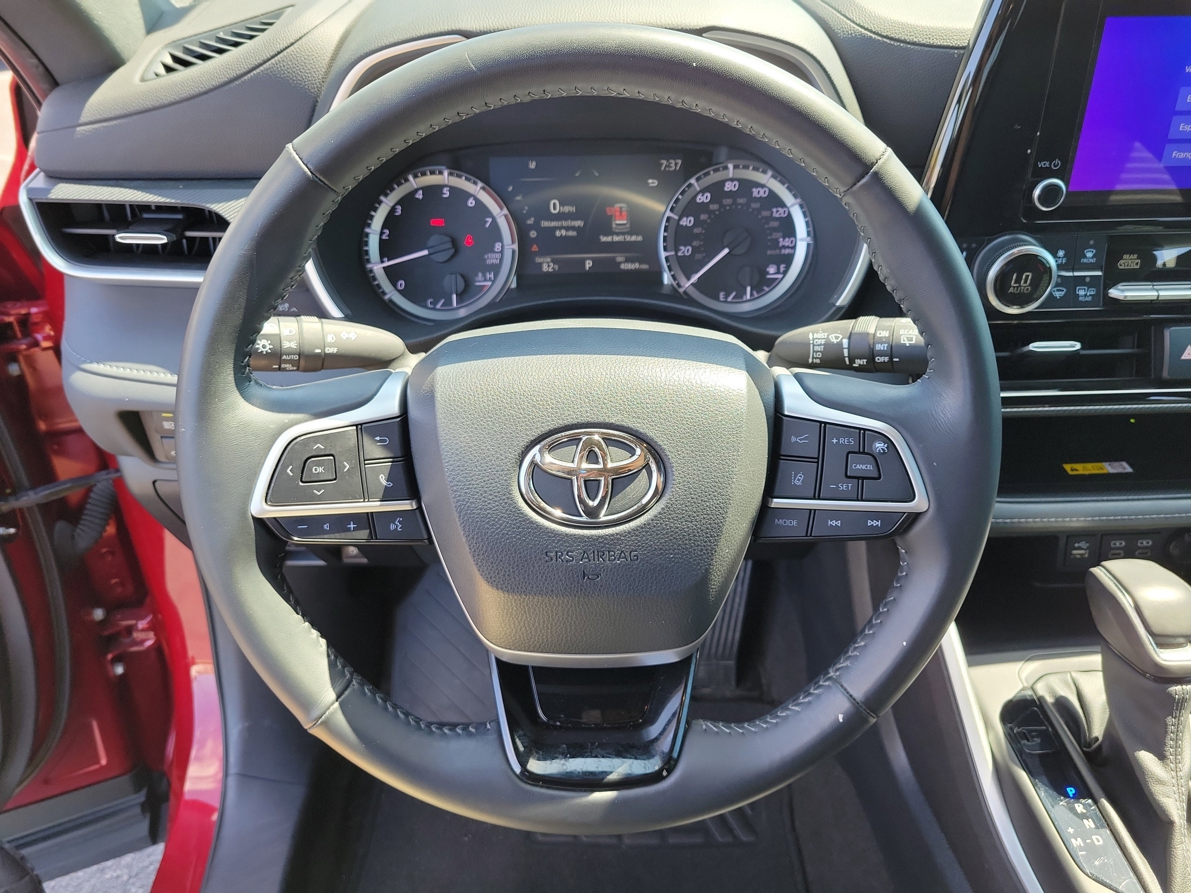 2023 Toyota Highlander L