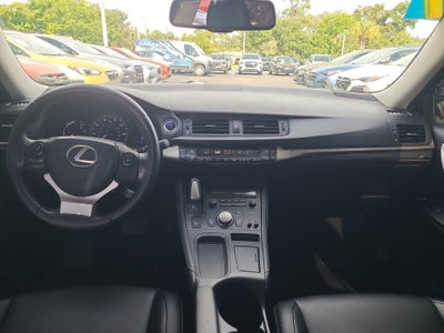 2017 Lexus CT 200h