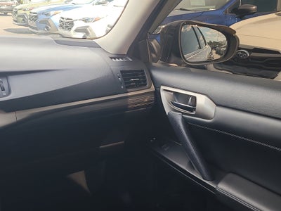 2017 Lexus CT 200h