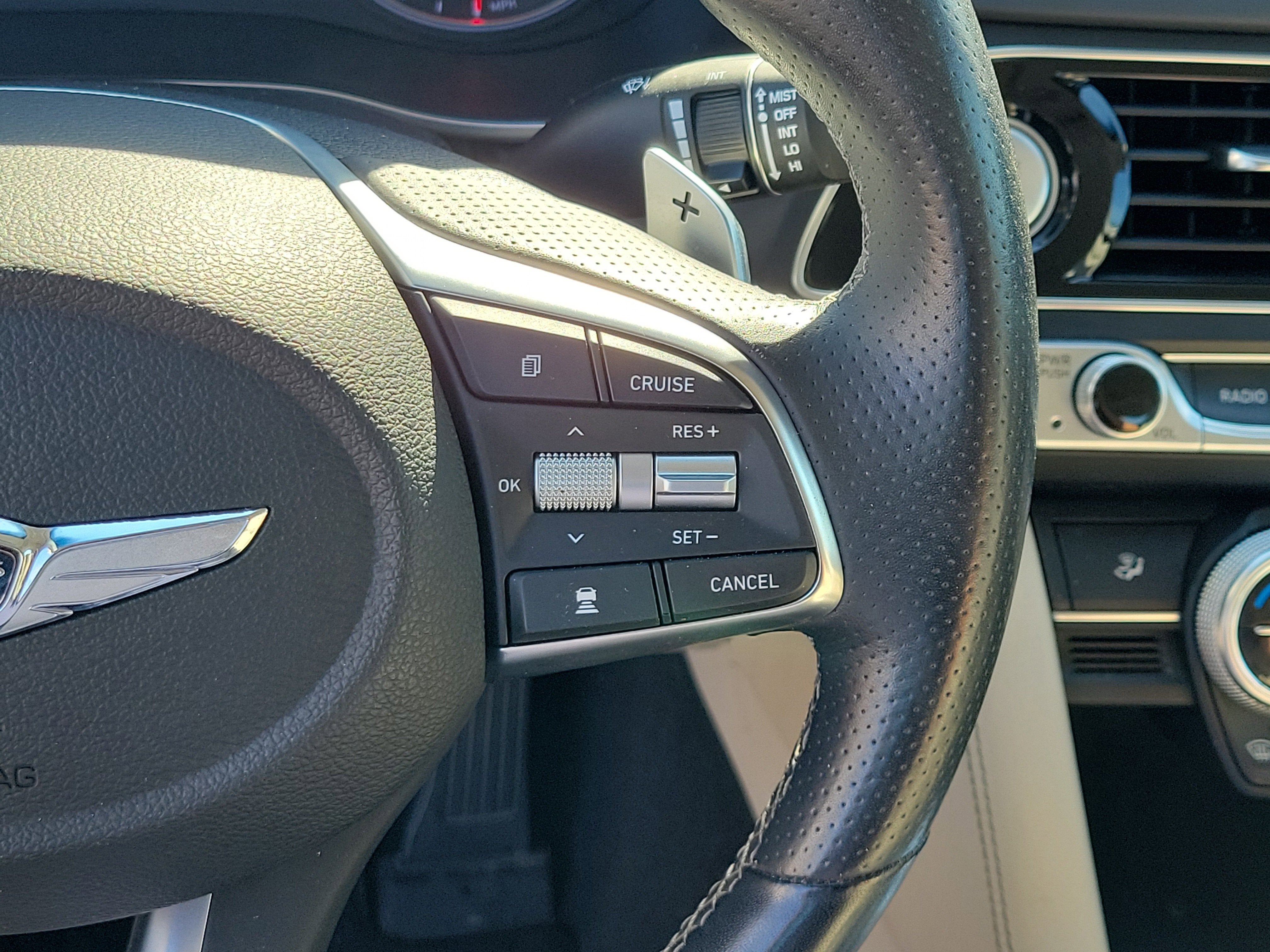 2020 Genesis G70 2.0T