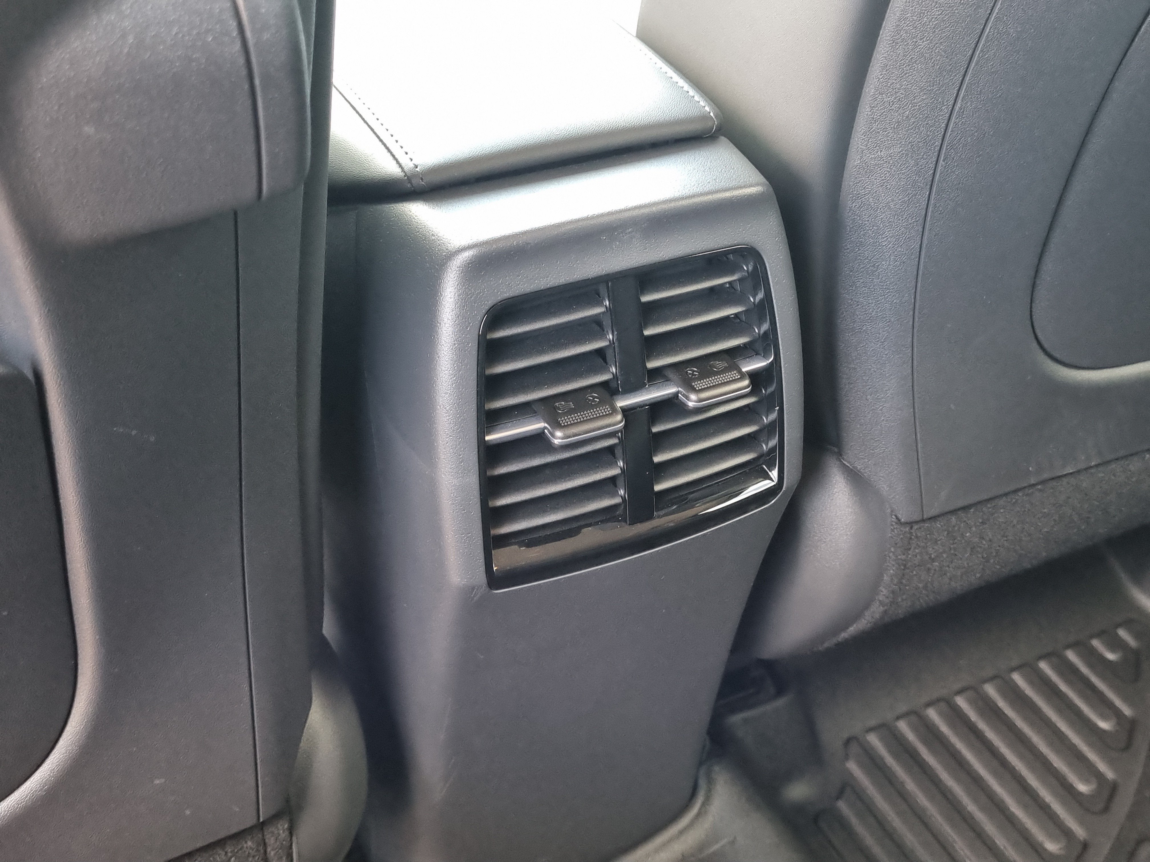 2024 Kia Niro EX