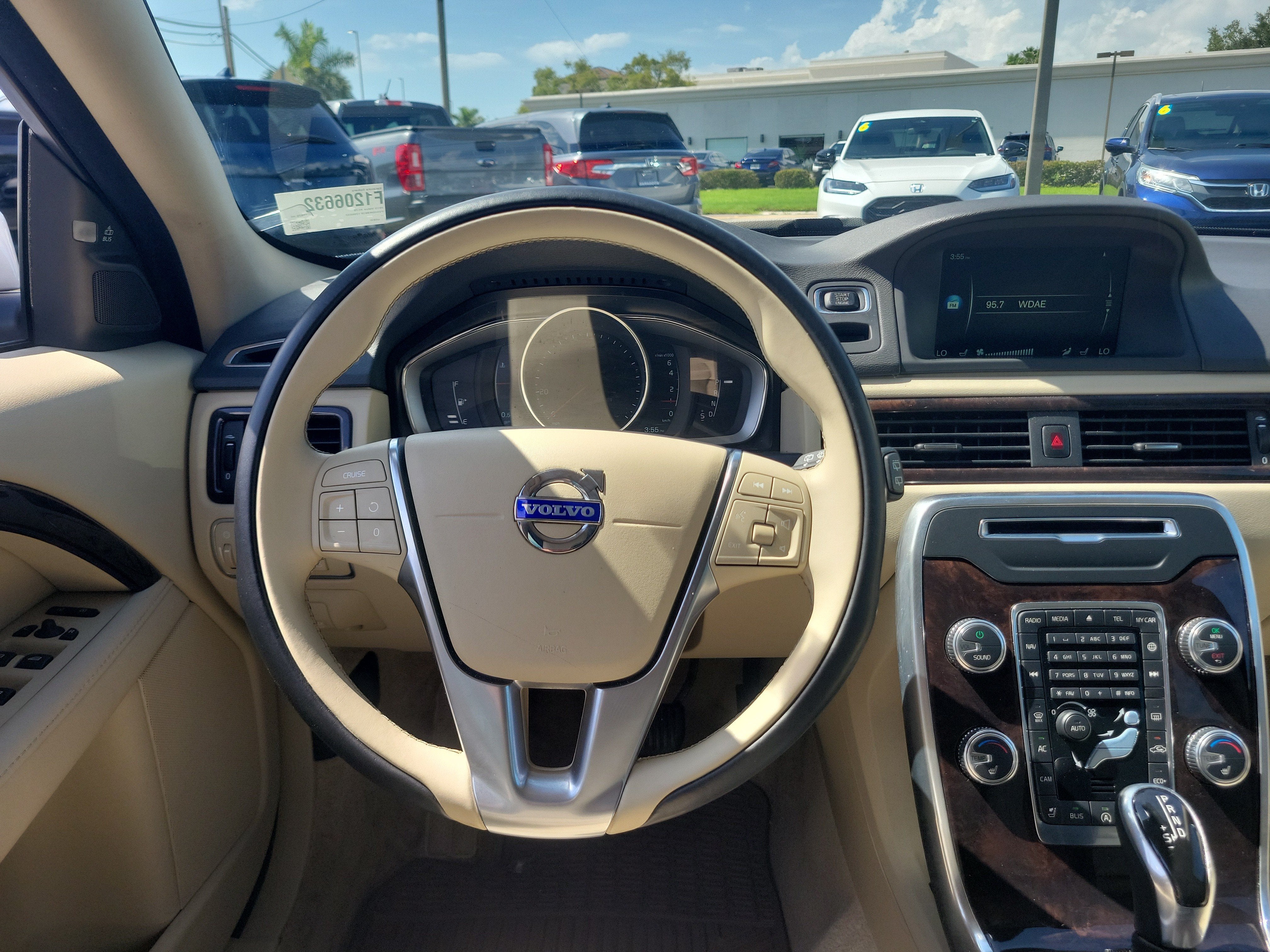 2015 Volvo XC70 T5 Drive-E Premier