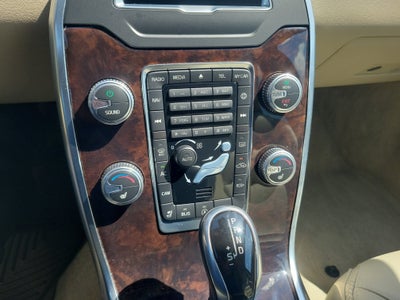 2015 Volvo XC70 T5 Drive-E Premier