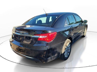 2013 Chrysler 200 Touring