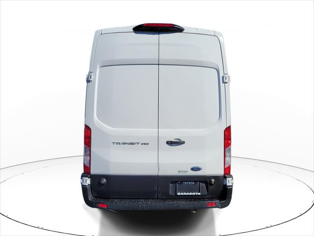 2022 Ford Transit-250 T-250 148" EL Hi Rf 9070 GVWR RWD
