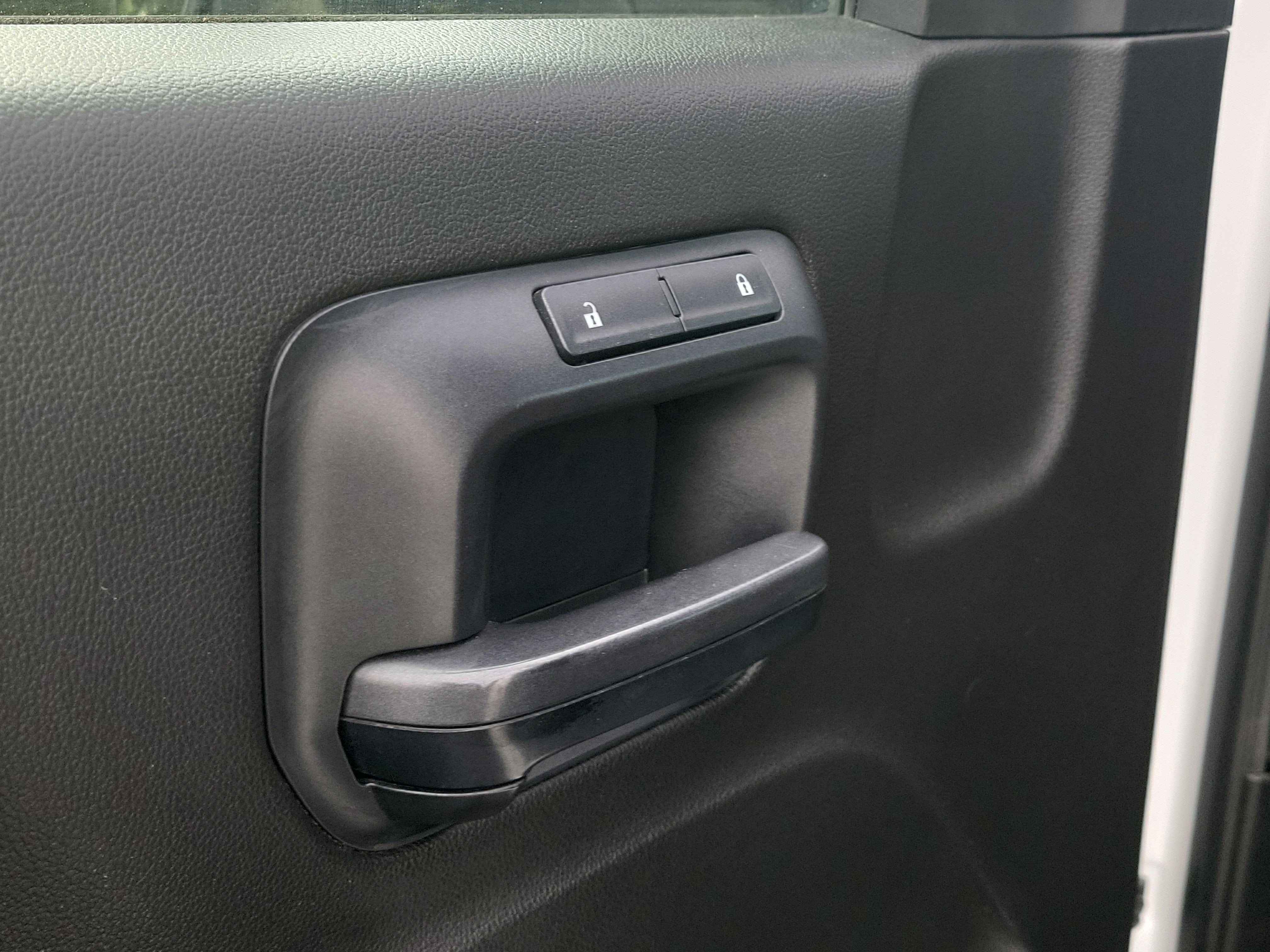 2018 GMC Sierra 3500HD 2WD Reg Cab 137.5" WB, 59.06" CA