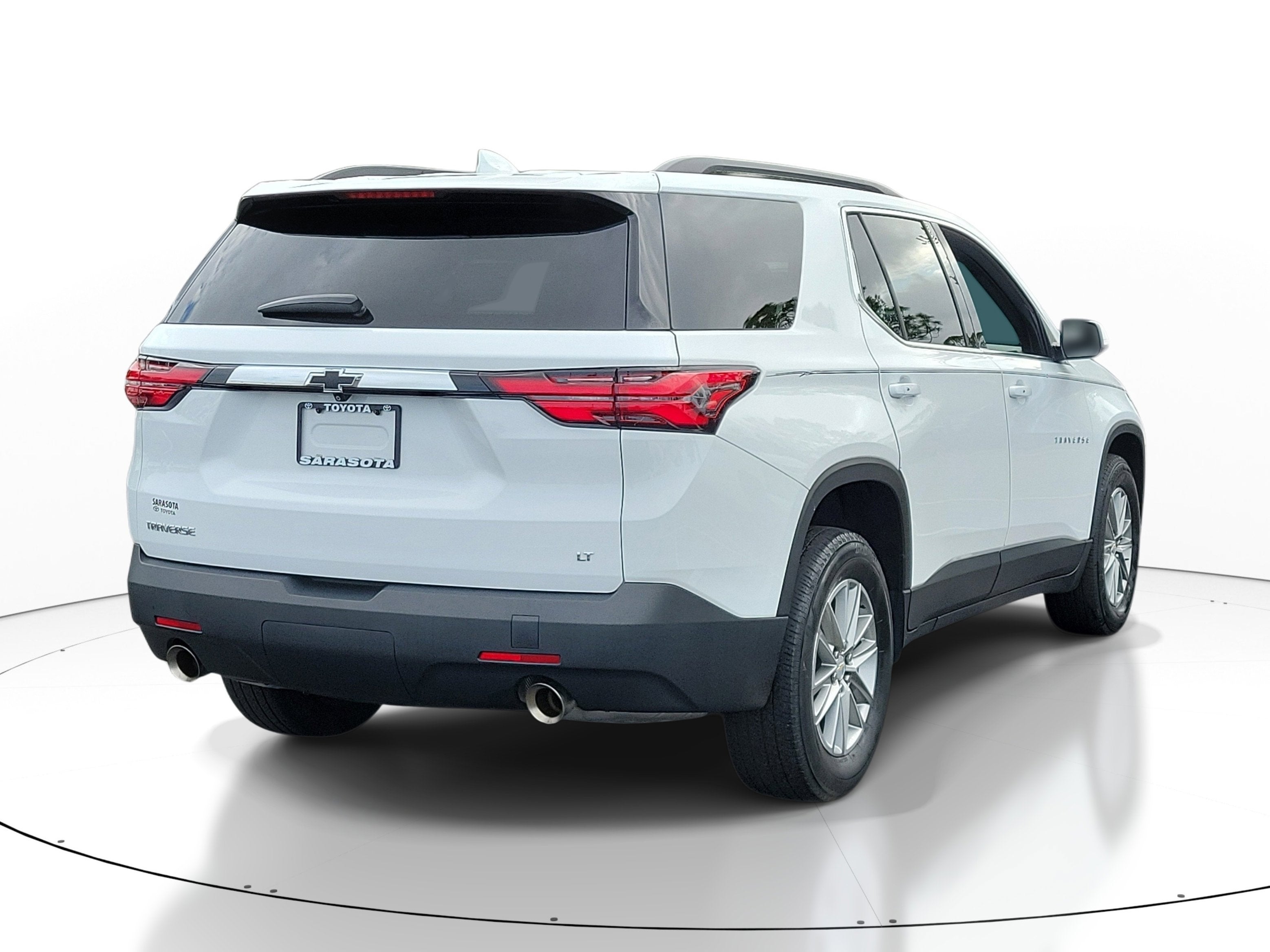2023 Chevrolet Traverse LT