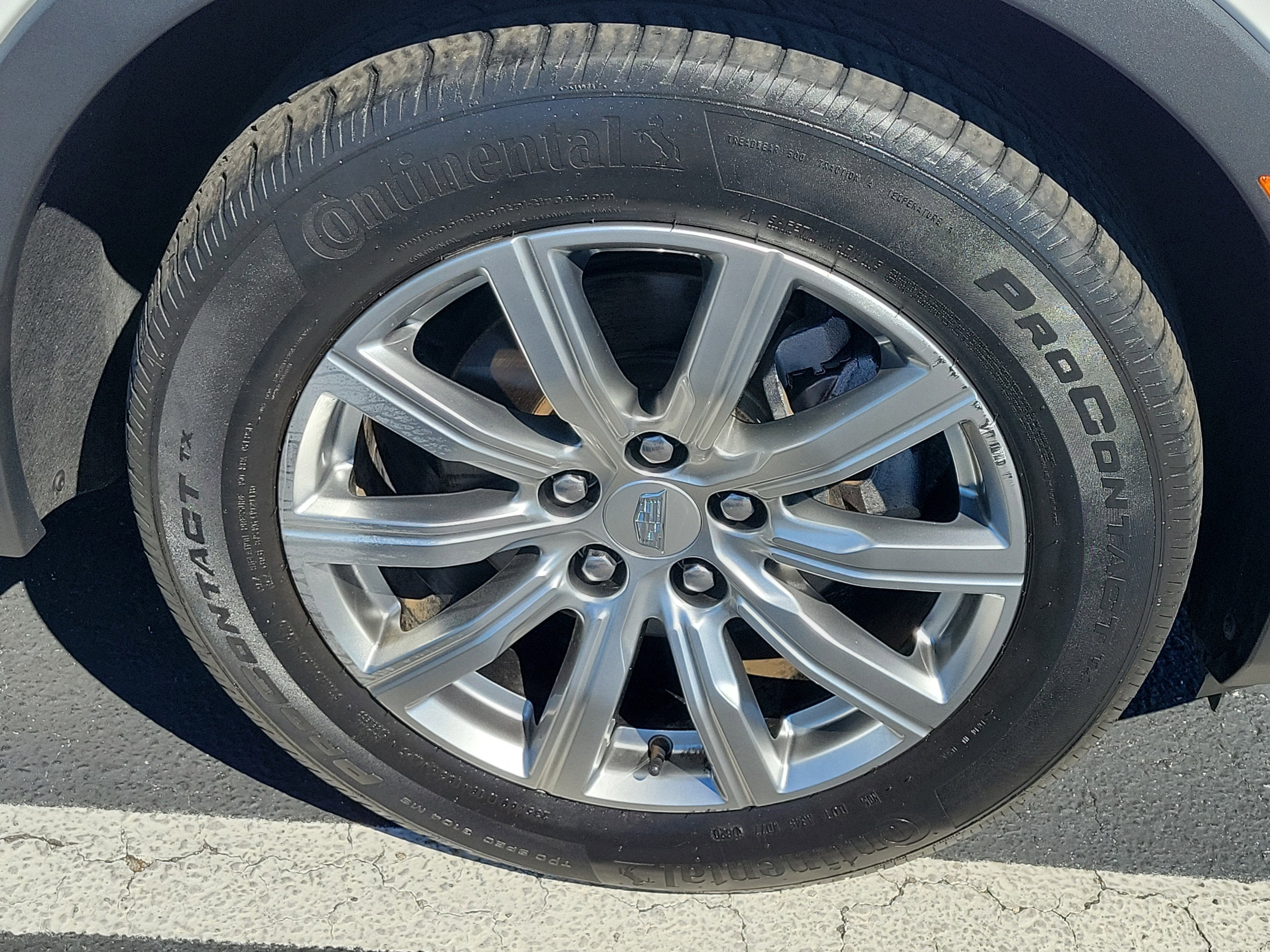 2019 Cadillac XT4 Premium Luxury