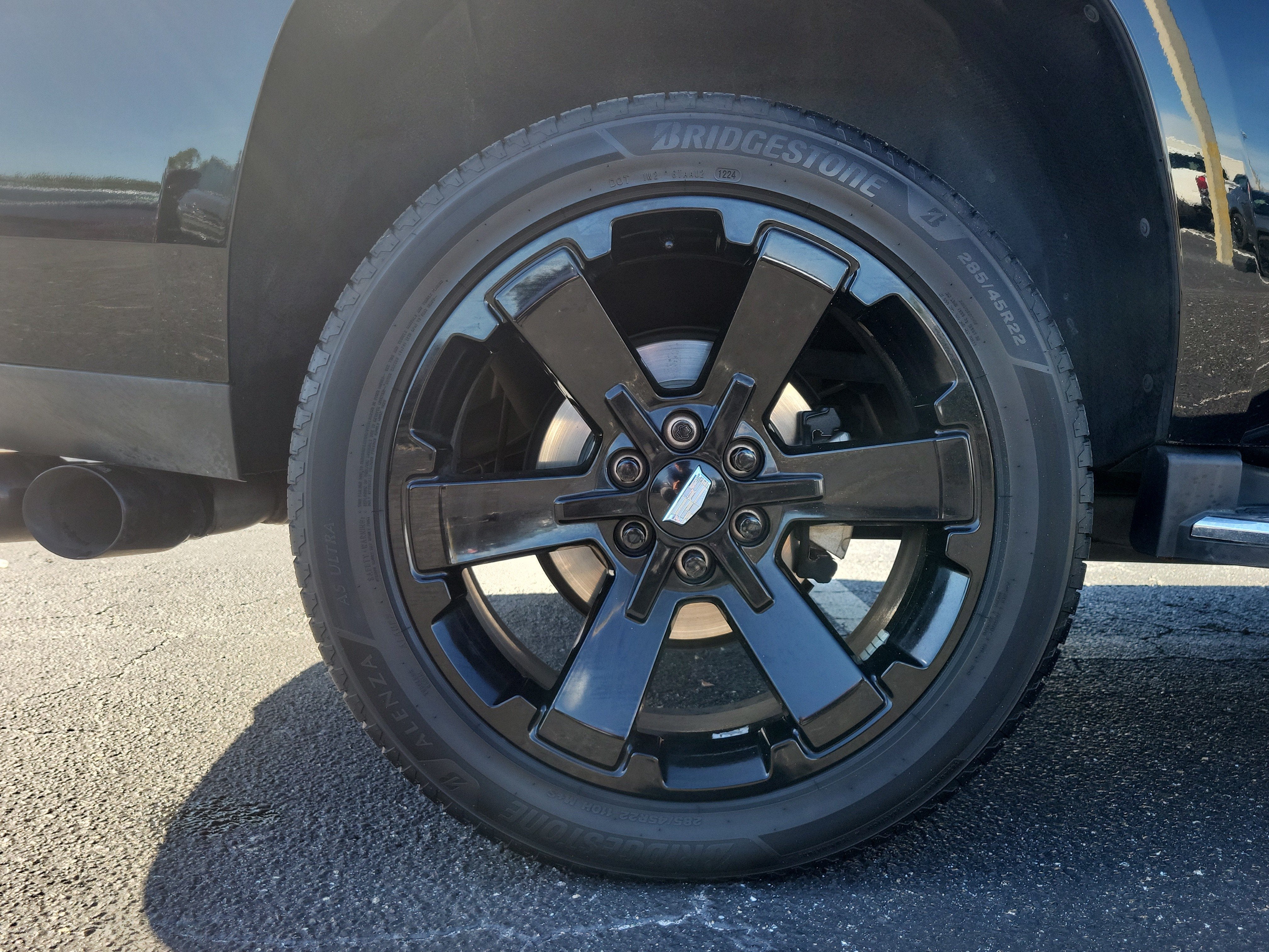 2019 Cadillac Escalade 2WD 4dr