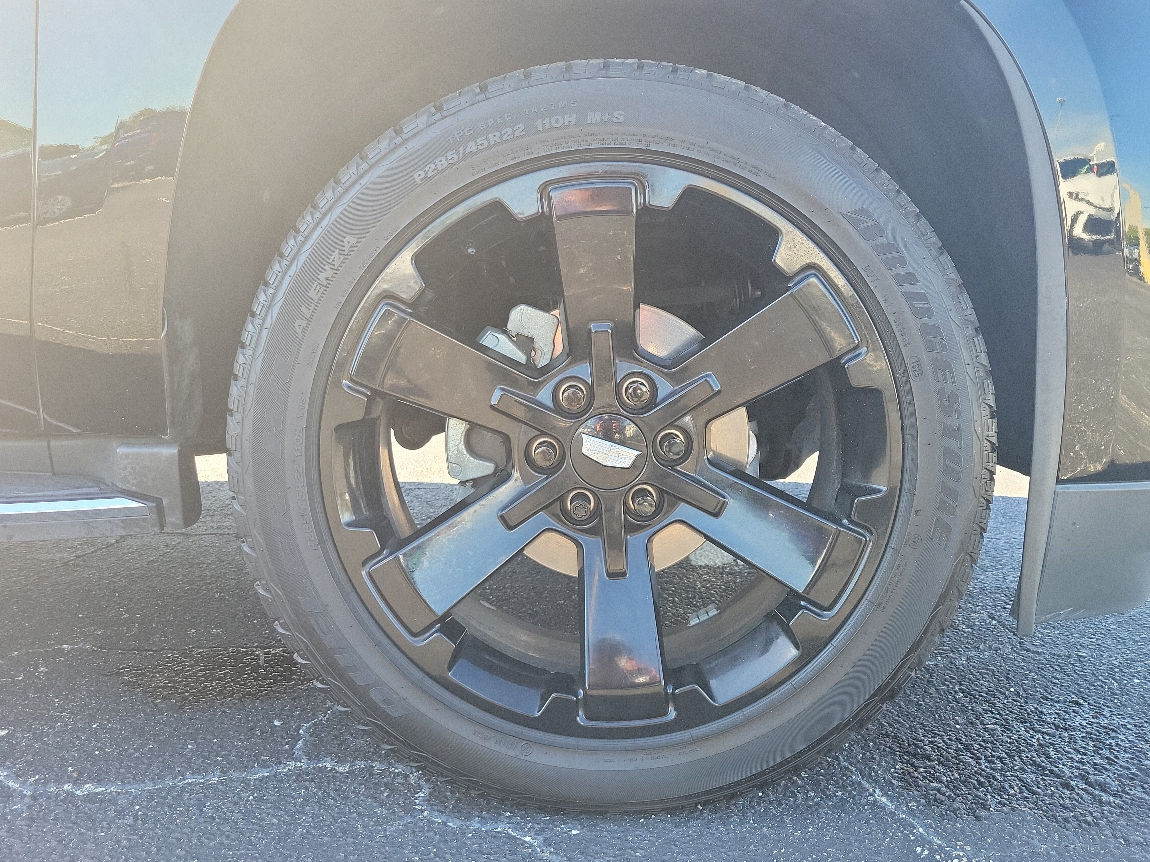 2019 Cadillac Escalade 2WD 4dr