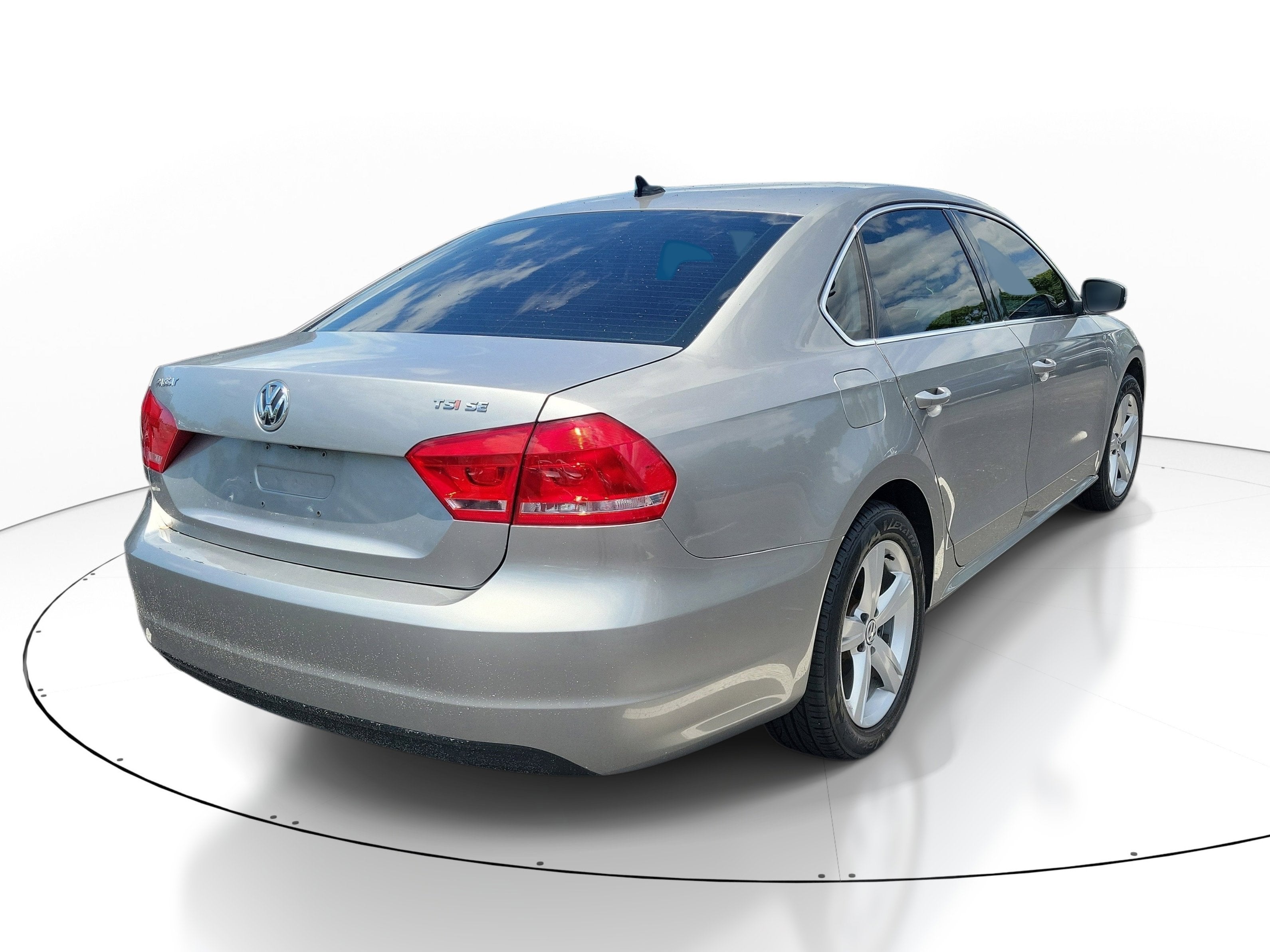 2014 Volkswagen Passat 1.8T SE