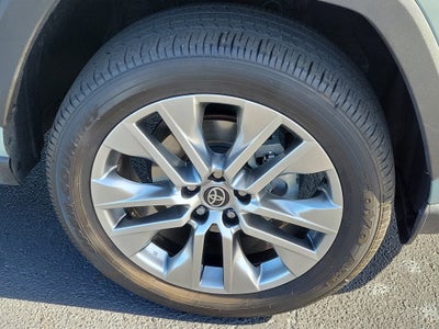 2022 Toyota RAV4 XLE Premium