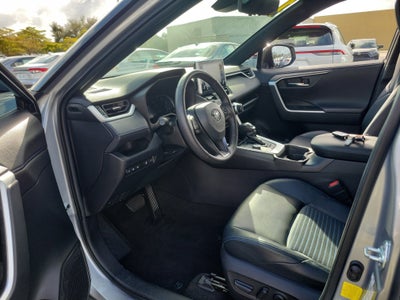 2021 Toyota RAV4 Hybrid XSE