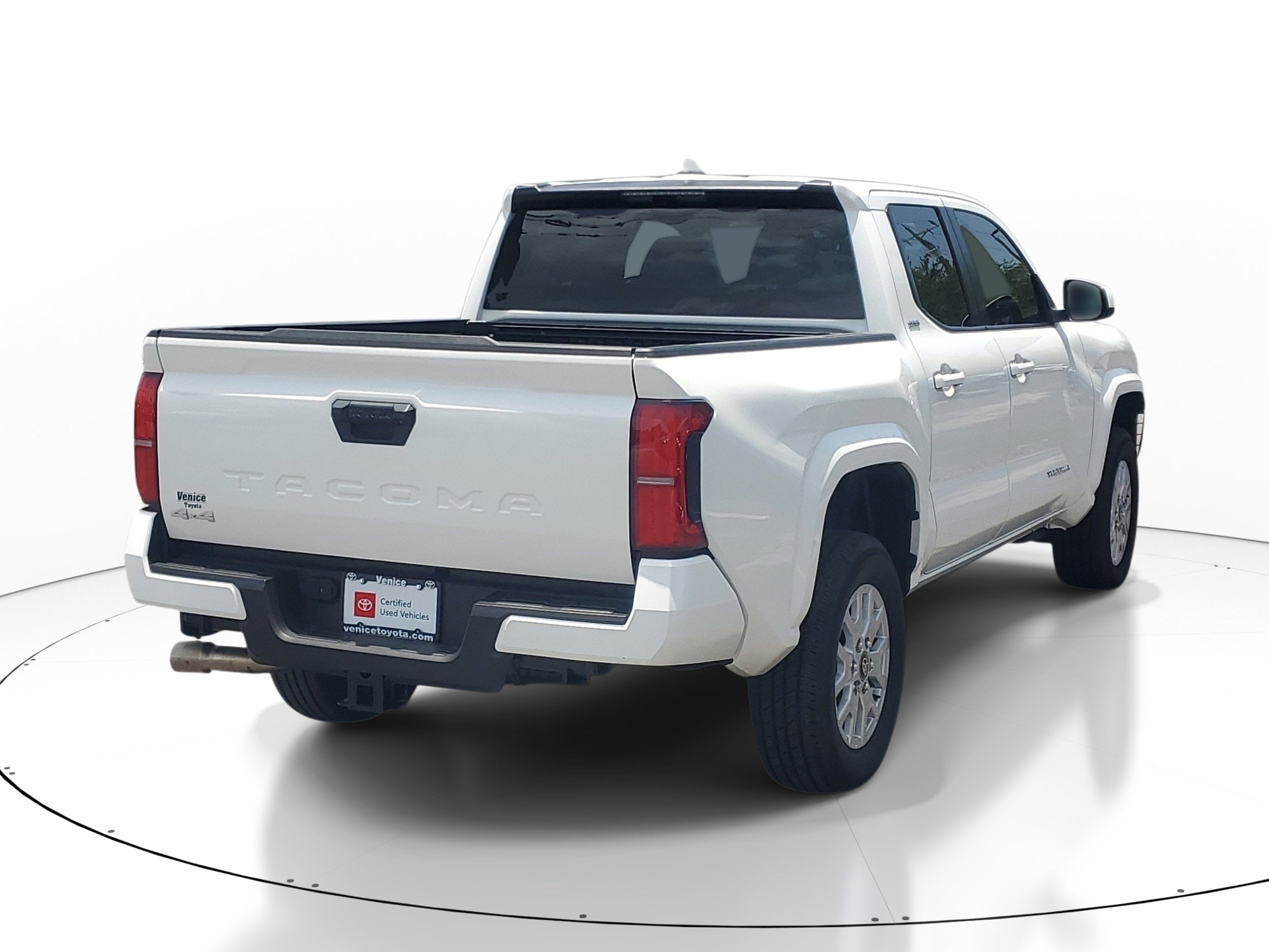 2025 Toyota Tacoma 4WD SR5