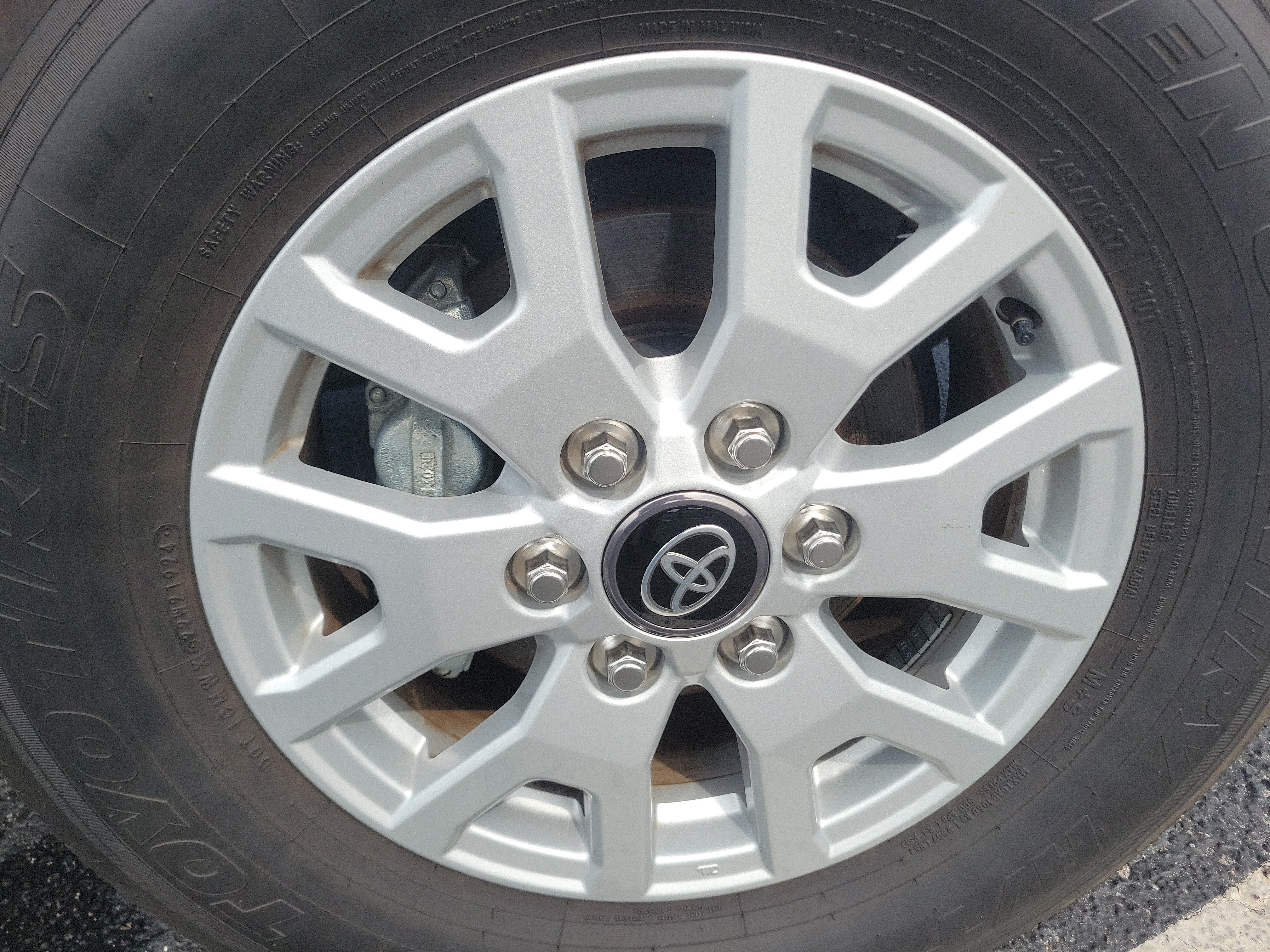 2024 Toyota Tacoma SR5