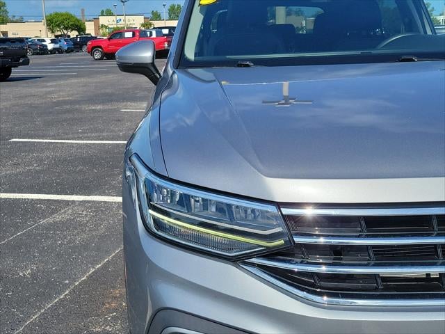 2023 Volkswagen Tiguan 2.0T SE