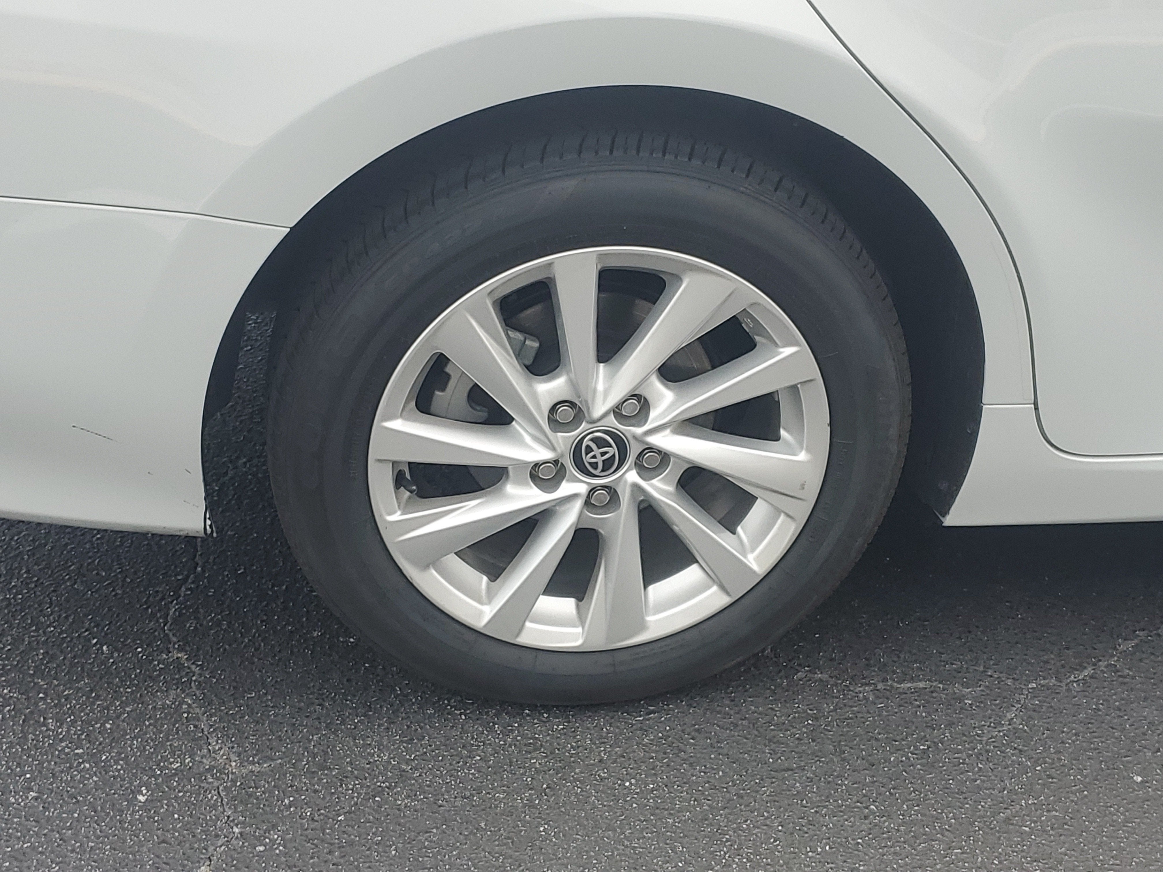 2024 Toyota Camry LE