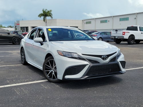 2024 Toyota Camry SE