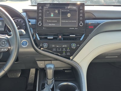 2022 Toyota Camry Hybrid SE