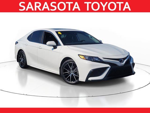 2024 Toyota Camry Hybrid SE