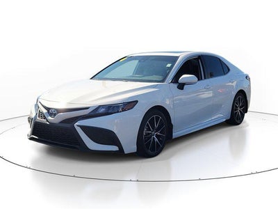 2024 Toyota Camry Hybrid SE