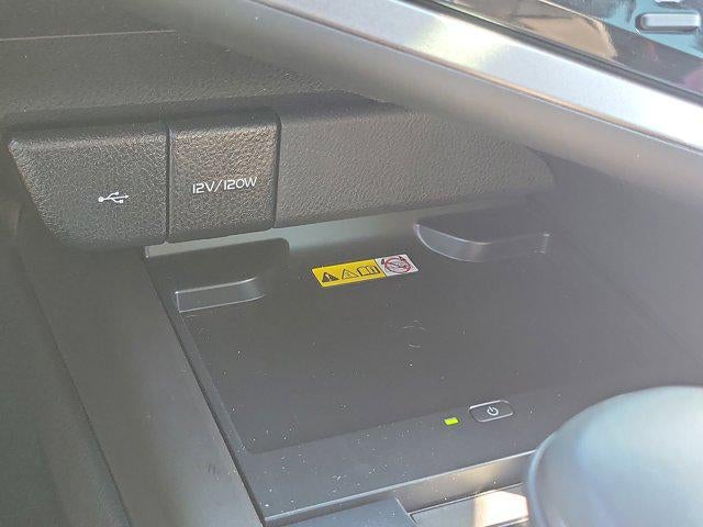 2024 Toyota Camry Hybrid SE