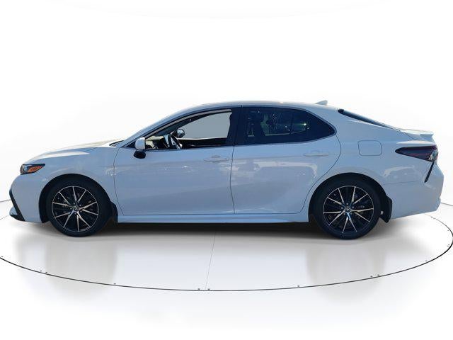 2024 Toyota Camry Hybrid SE