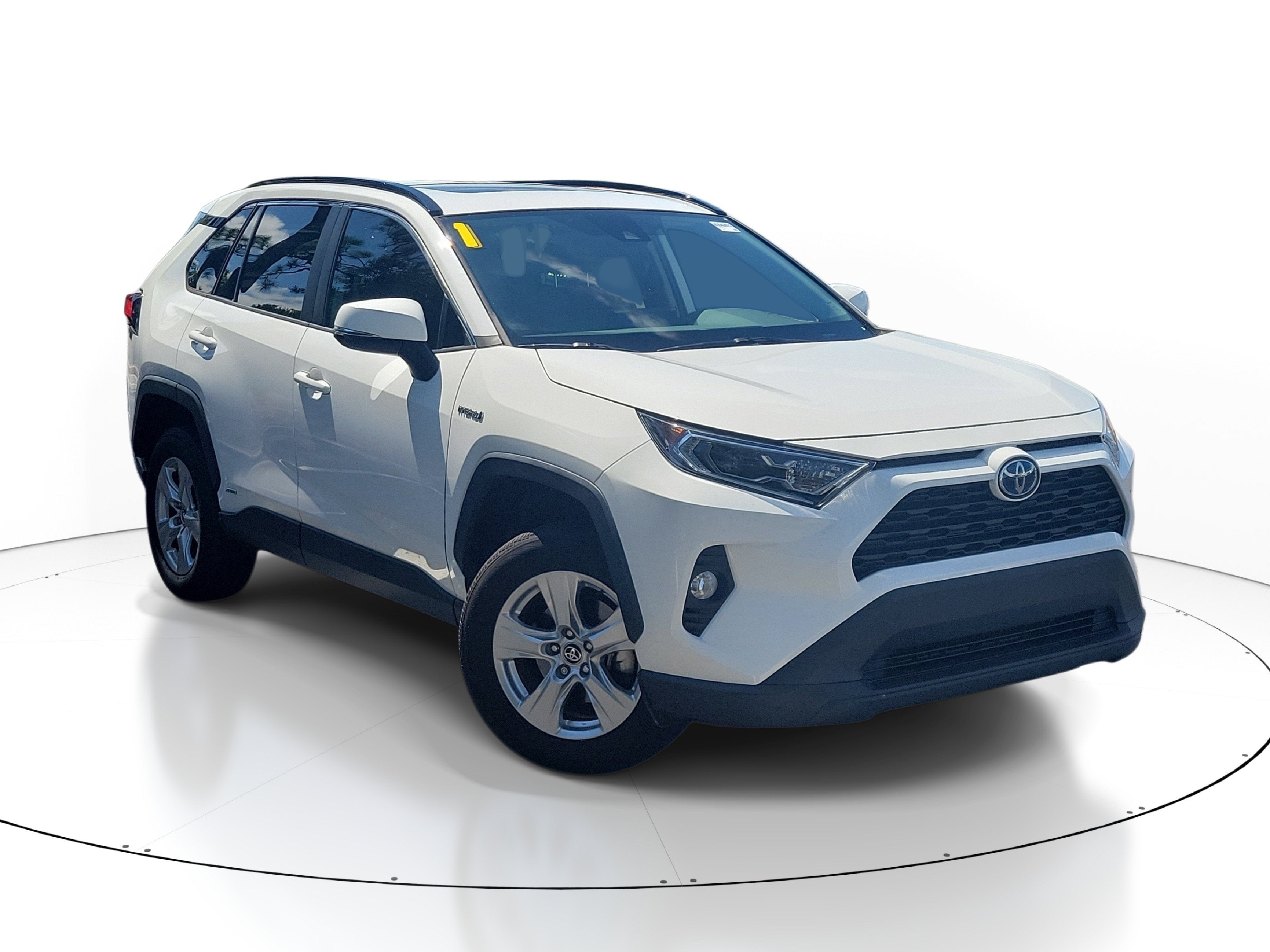 2021 Toyota RAV4 Hybrid XLE