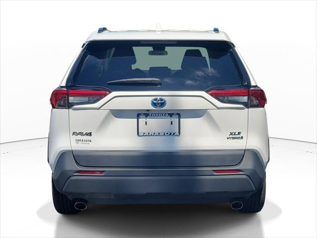 2021 Toyota RAV4 Hybrid XLE