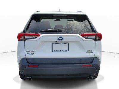 2022 Toyota RAV4 Hybrid XLE