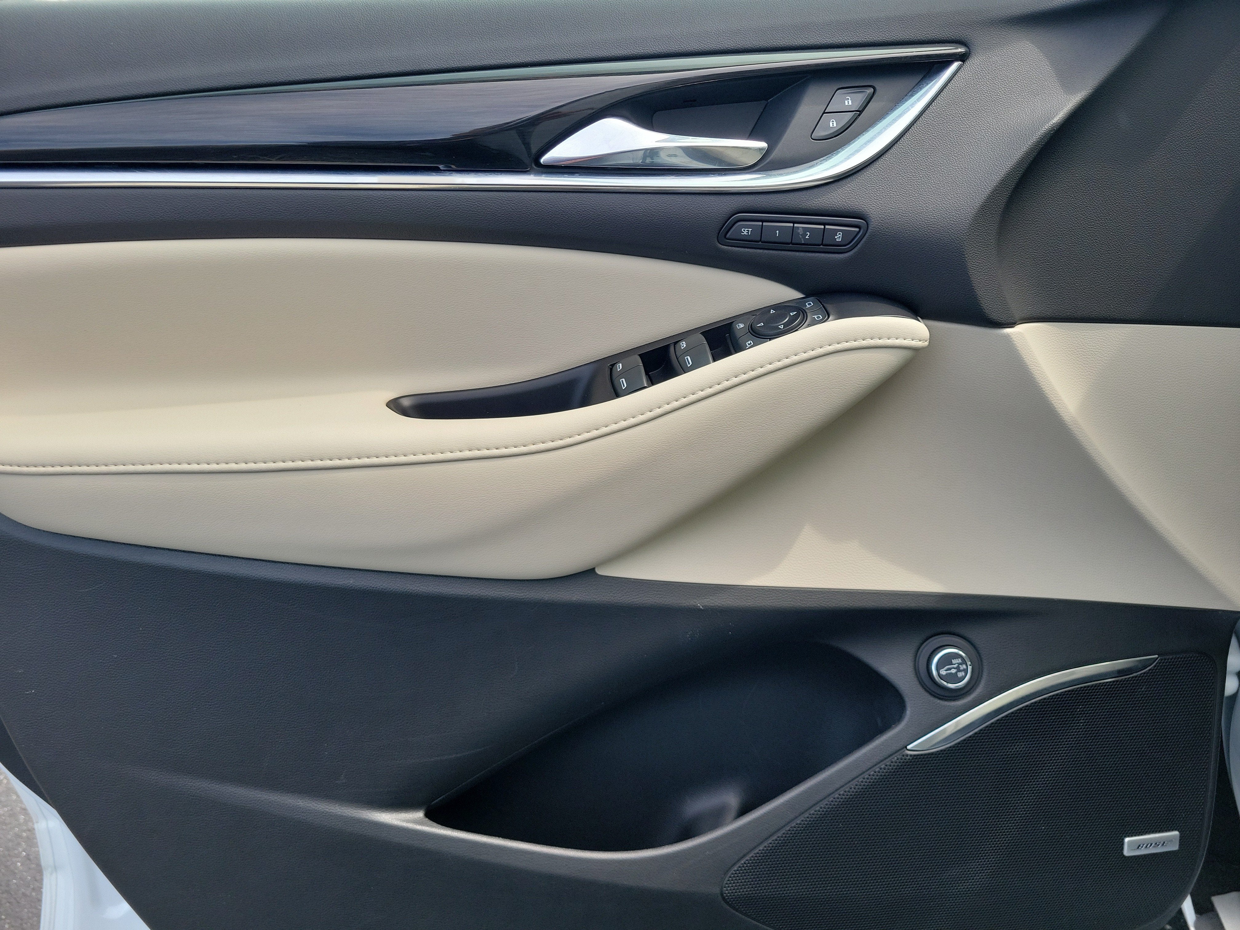 2023 Buick Enclave Premium