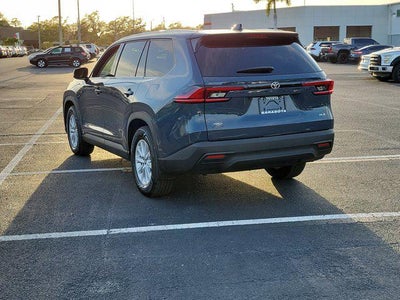 2025 Toyota Grand Highlander XLE