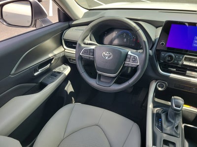 2025 Toyota Grand Highlander Hybrid XLE
