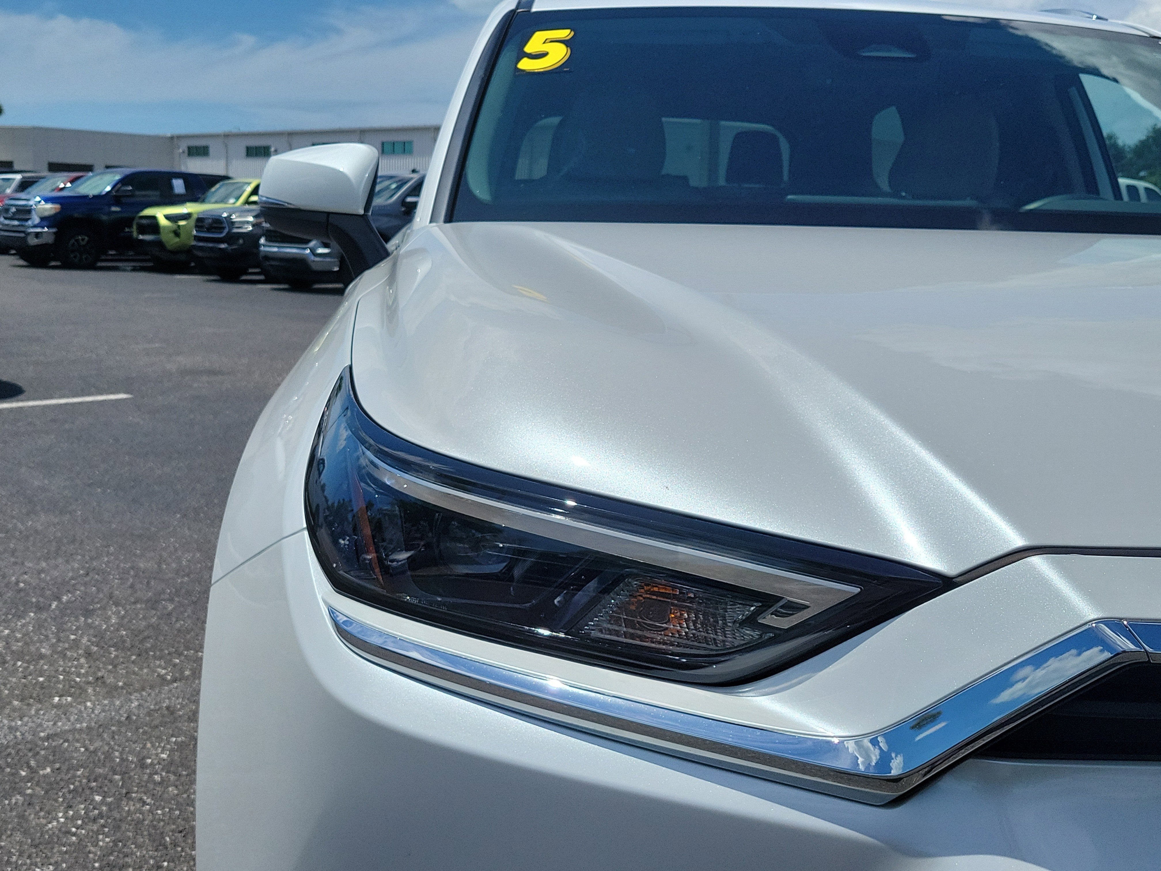 2025 Toyota Grand Highlander Hybrid XLE