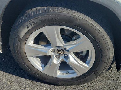 2022 Toyota Highlander L