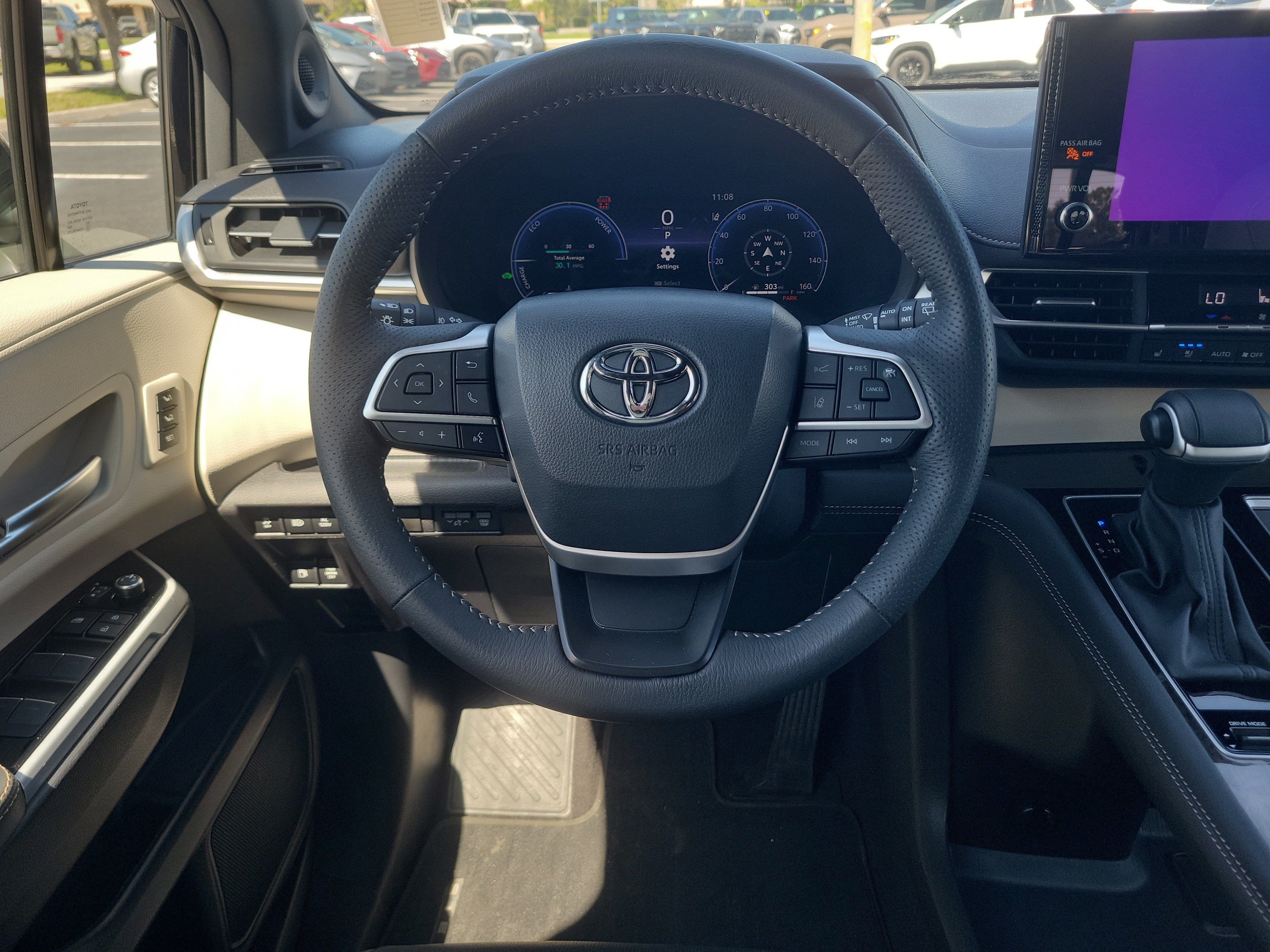 2025 Toyota Sienna Platinum