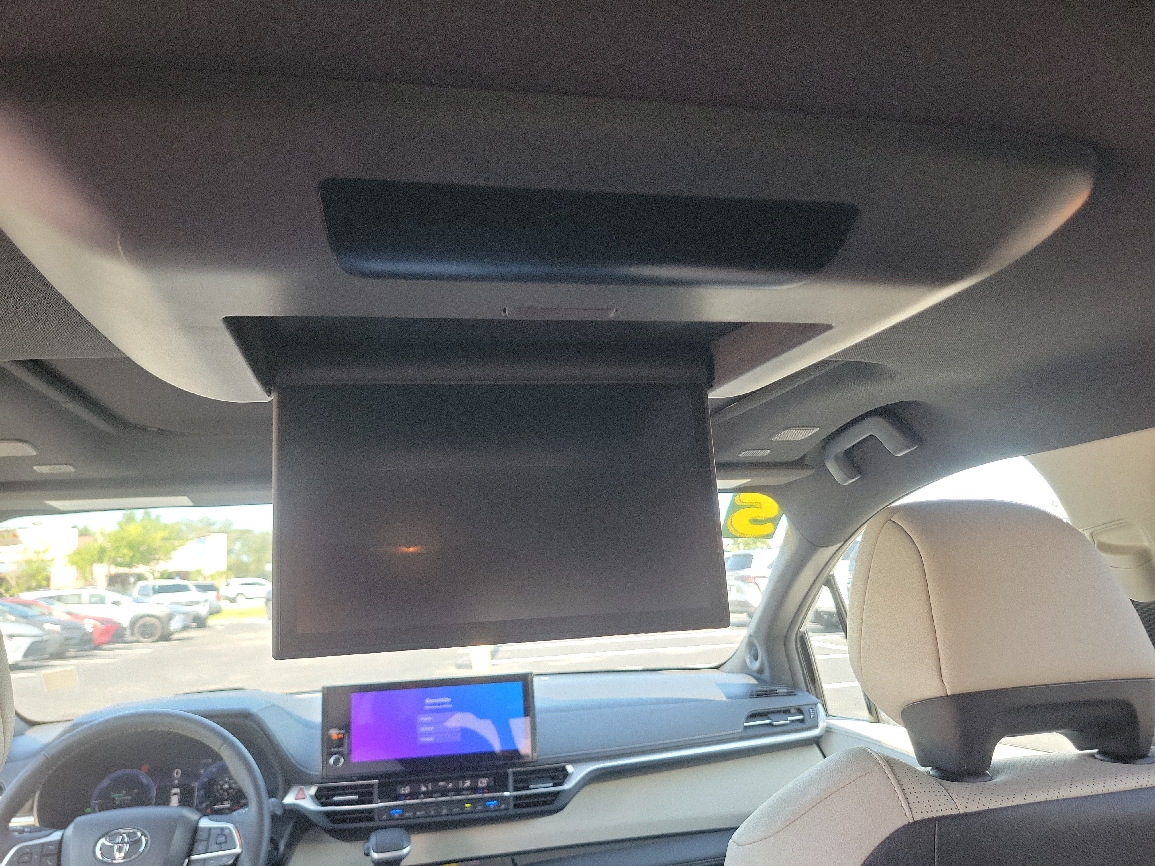 2025 Toyota Sienna Platinum