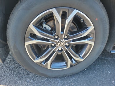 2025 Toyota Sienna Platinum