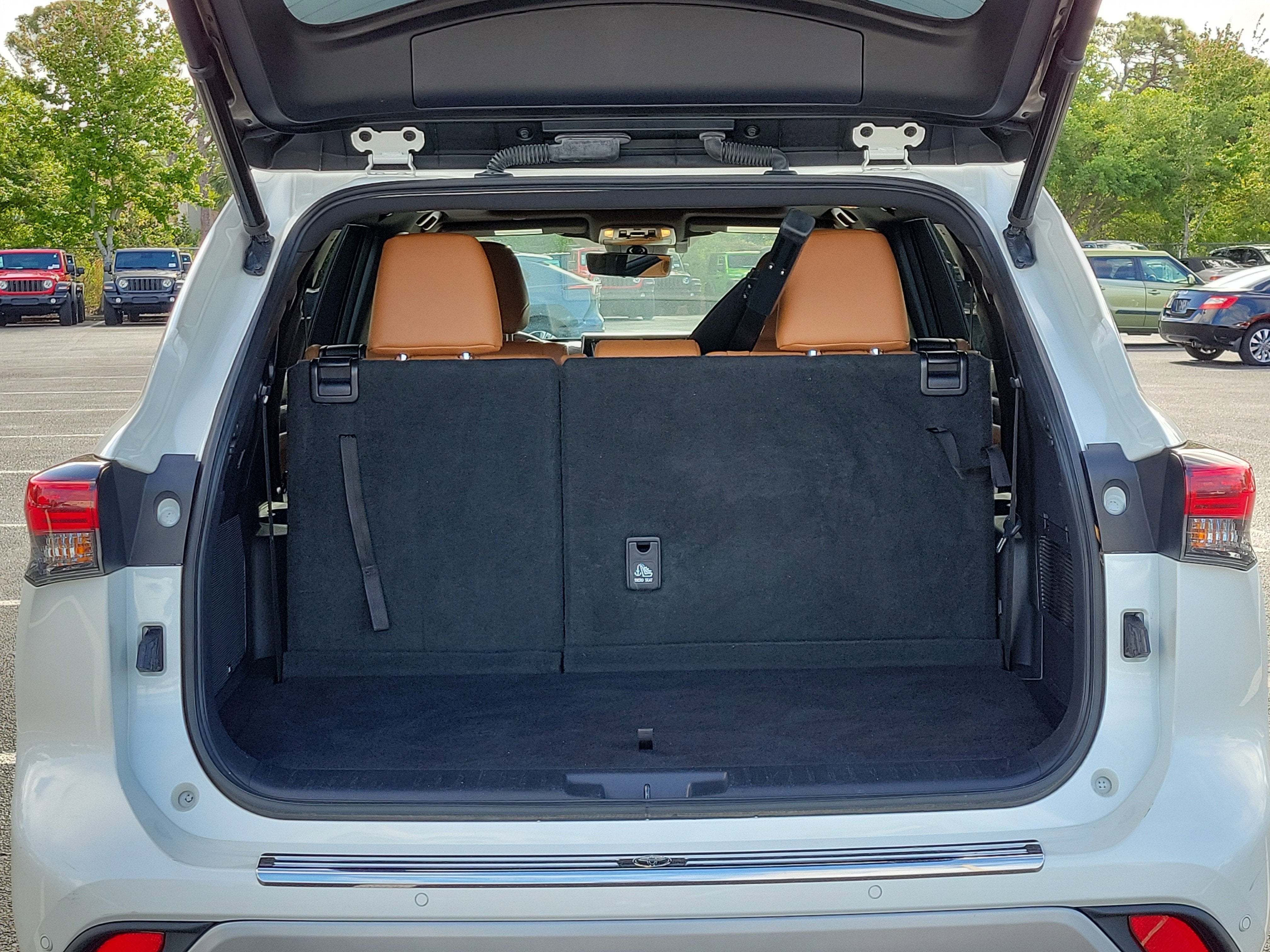 2020 Toyota Highlander Platinum
