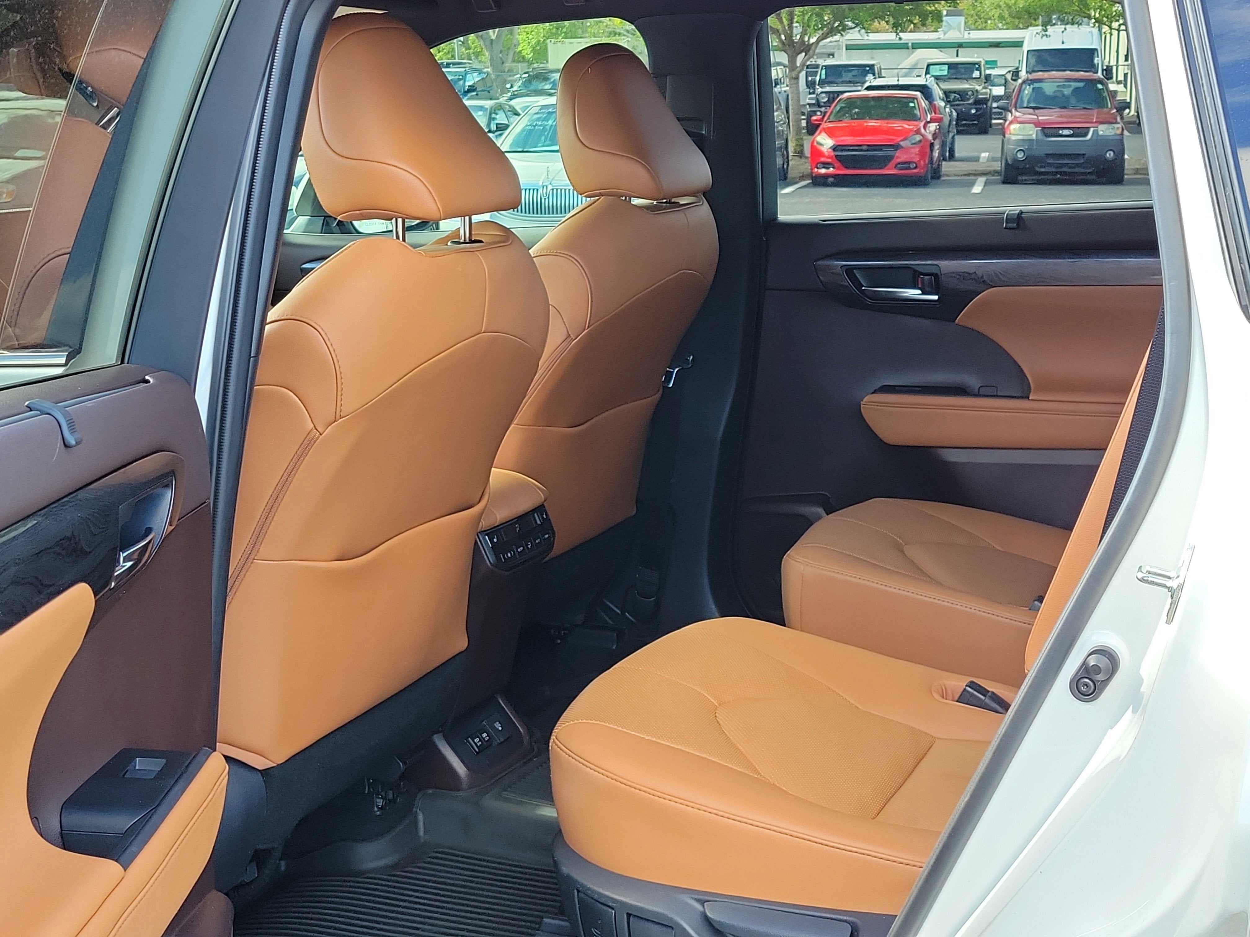 2020 Toyota Highlander Platinum