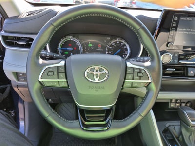 2021 Toyota Highlander Hybrid XLE