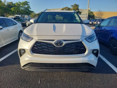 2026 Toyota Highlander Hybrid XLE